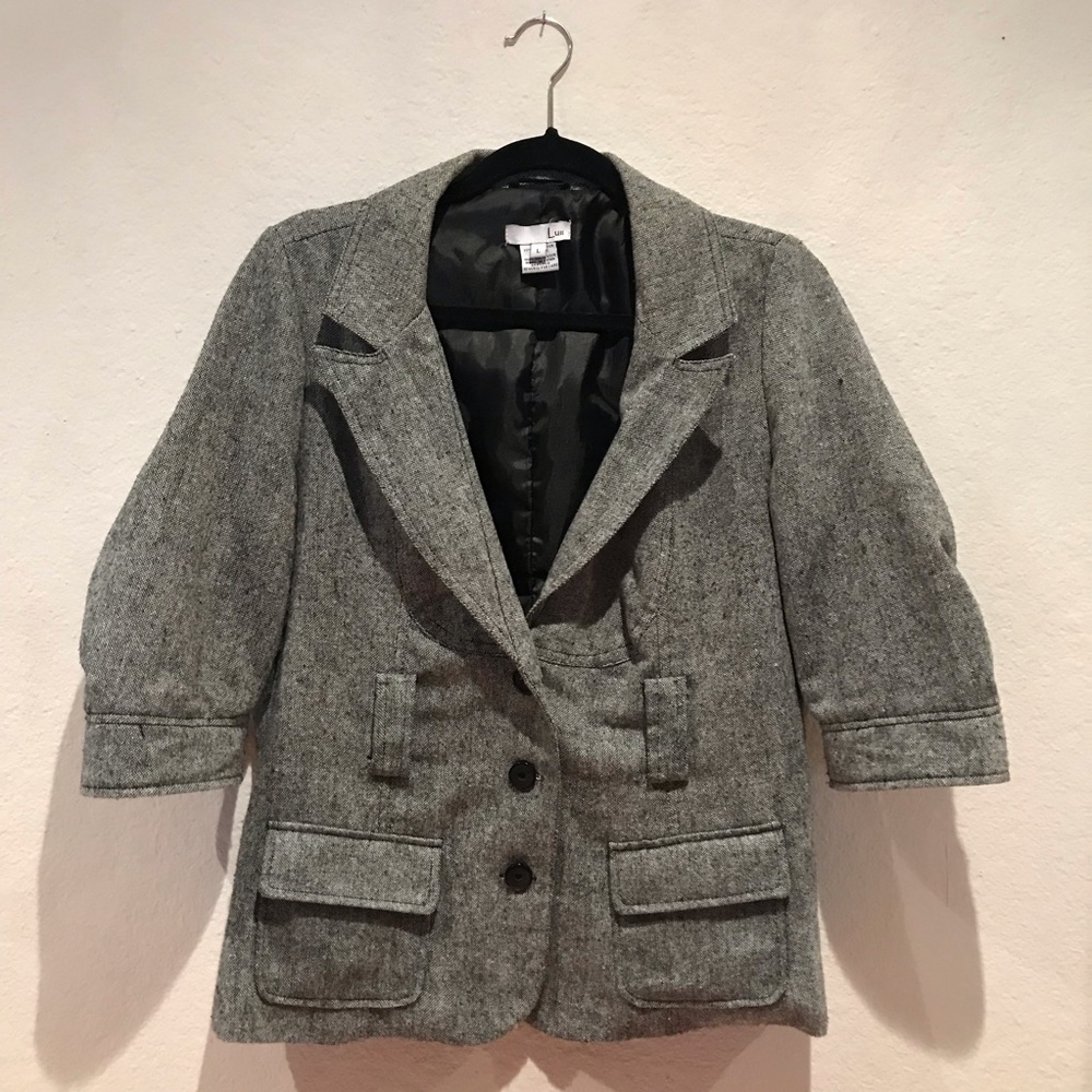 SOLD 💰 Tweed Blazer